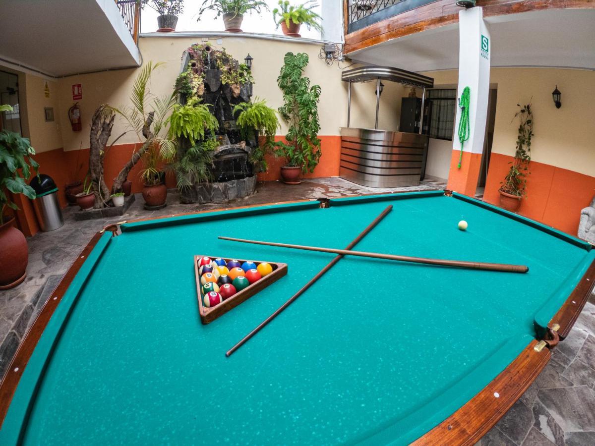 Hotel Los Laureles Calca Exterior foto